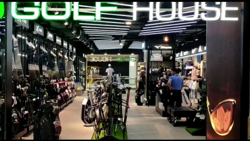 GOLF HOUSE-PLASA SENAYAN